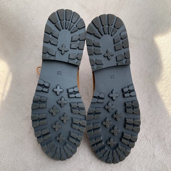 Crown & Ivy Naomi Genuine Suede Boots Sz 7.5 NWT - Picture 12 of 16